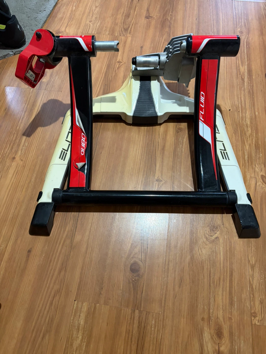 Elite Fluid Bike Trainer - photo 3