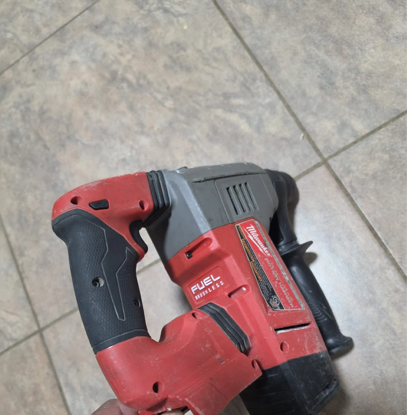 Milwaukee FUEL Rotary Hammer Drill - photo 3