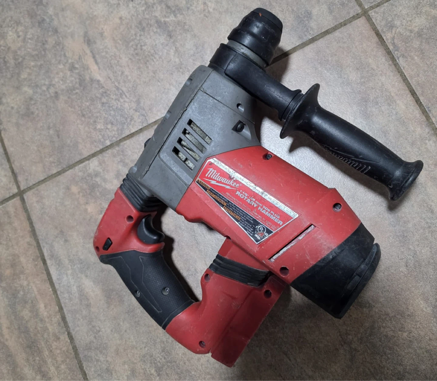 Milwaukee FUEL Rotary Hammer Drill - photo 2