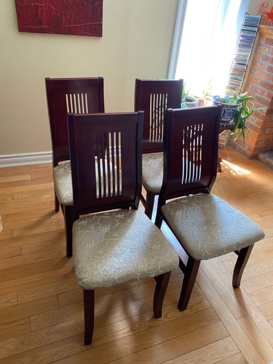 Set of 4 Dining Chairs