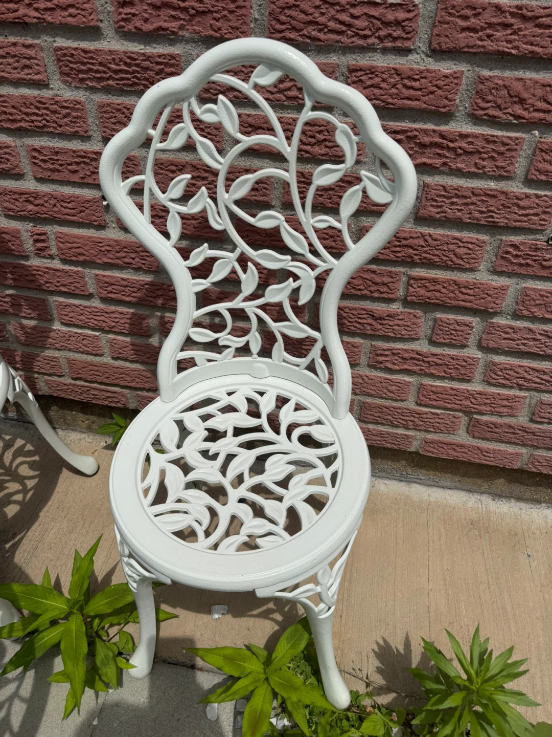 White Metal Garden Bistro Set with Snail Accent - photo 4