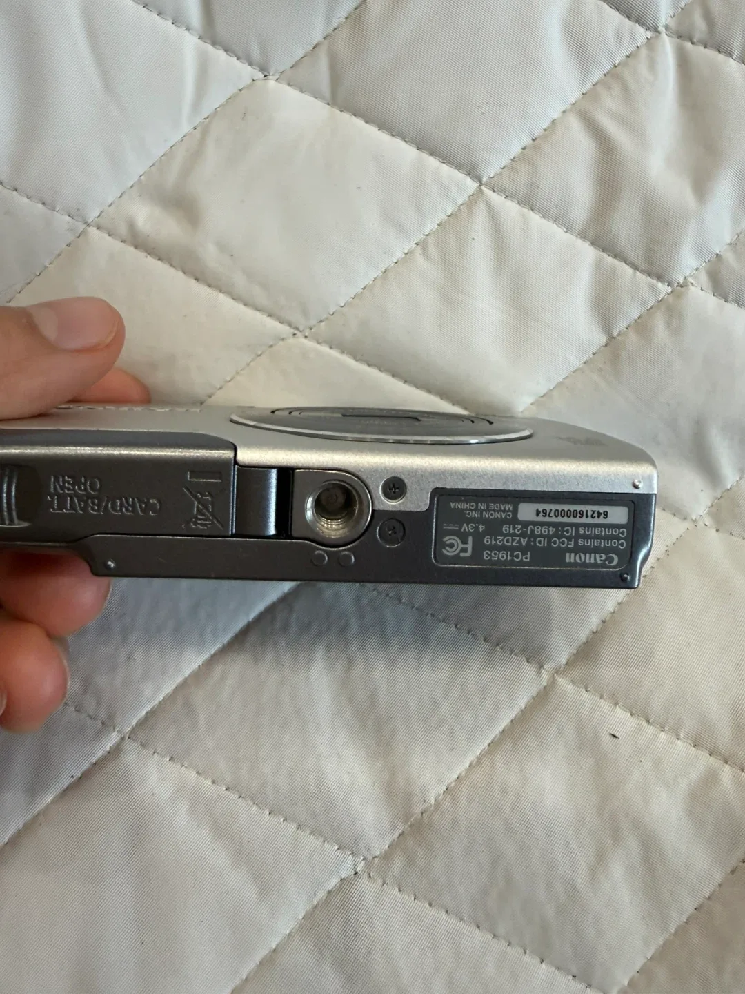 Canon A3500is Digital Camera - 16.0 Megapixels - photo 2