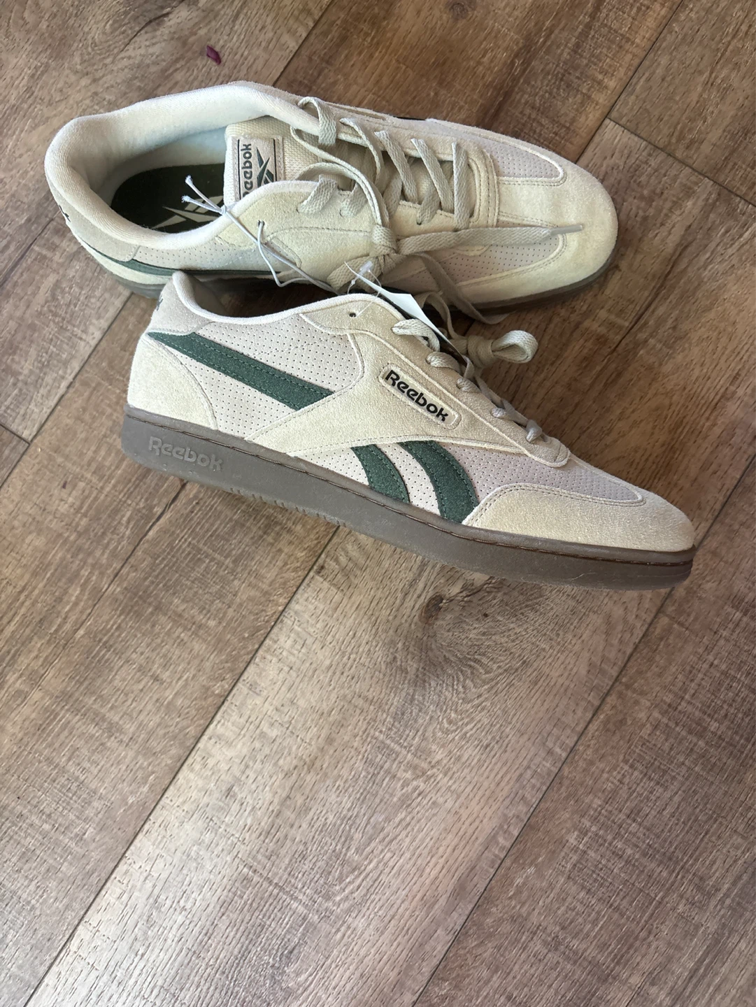 Brand new! Reebok Classic Low Top Sneakers, Men’s size 10.5 - photo 2