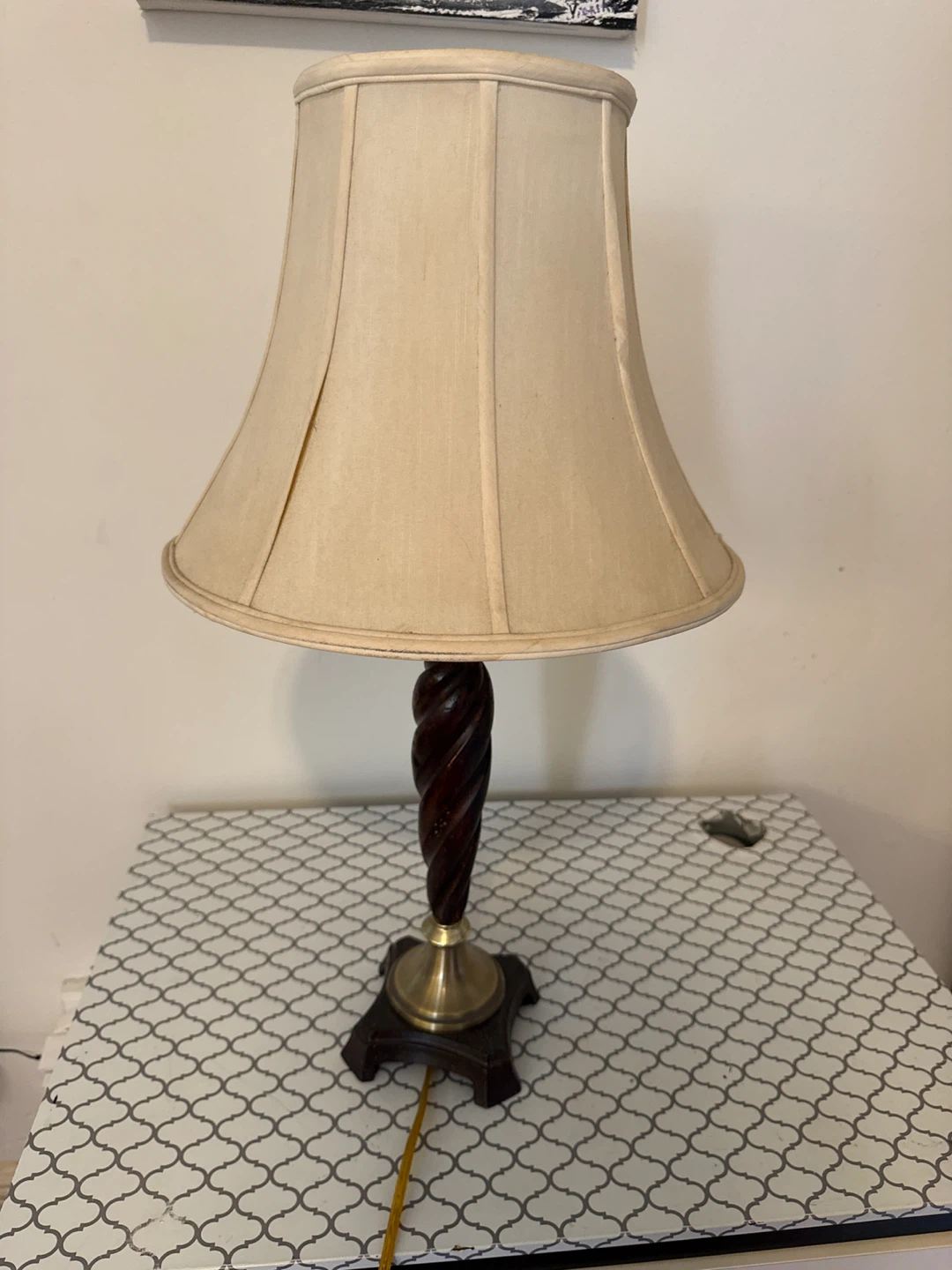 Vintage Twisted Wood Table Lamp