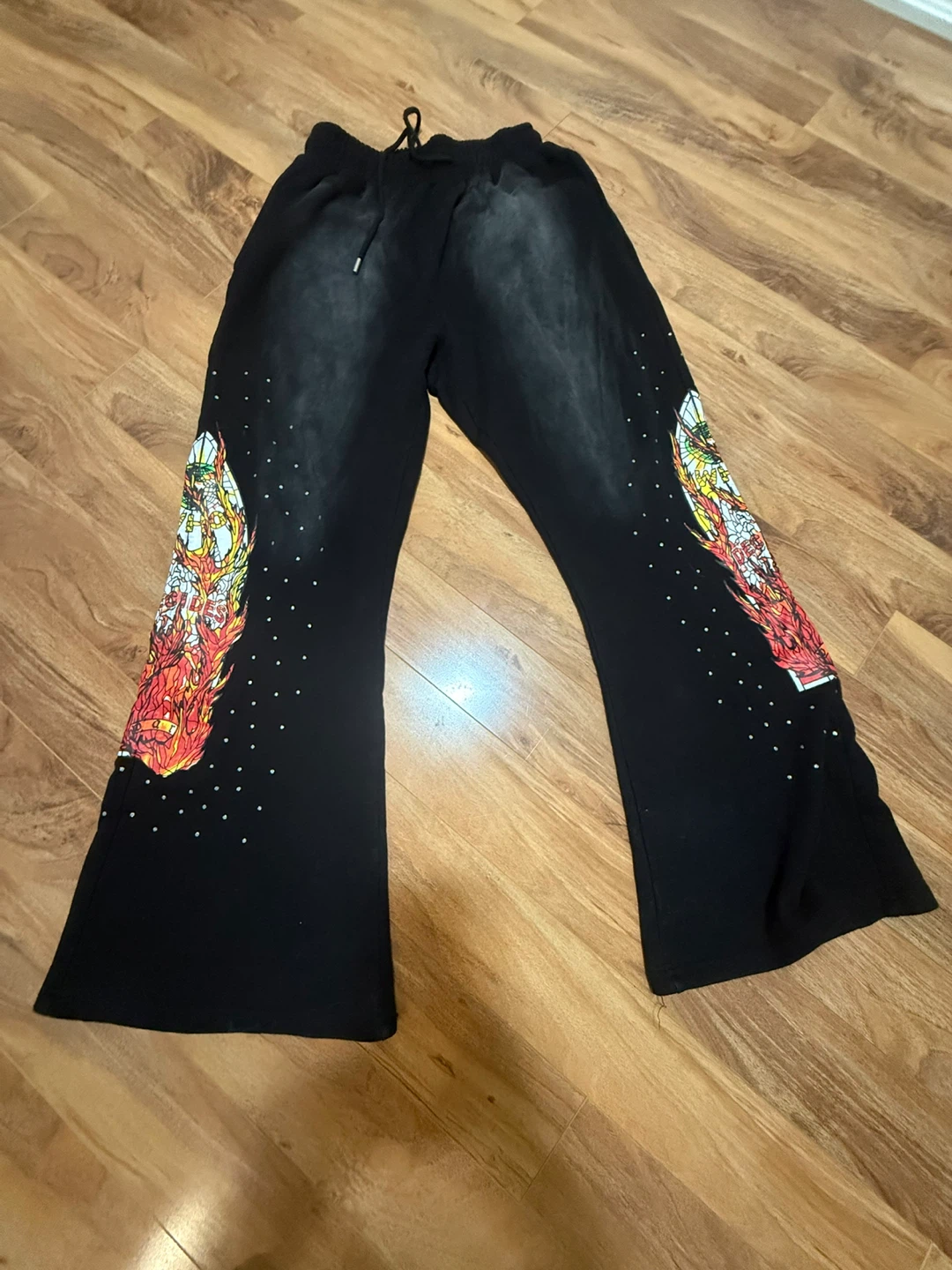 WHO DECIDES WAR Flared Sweatpants