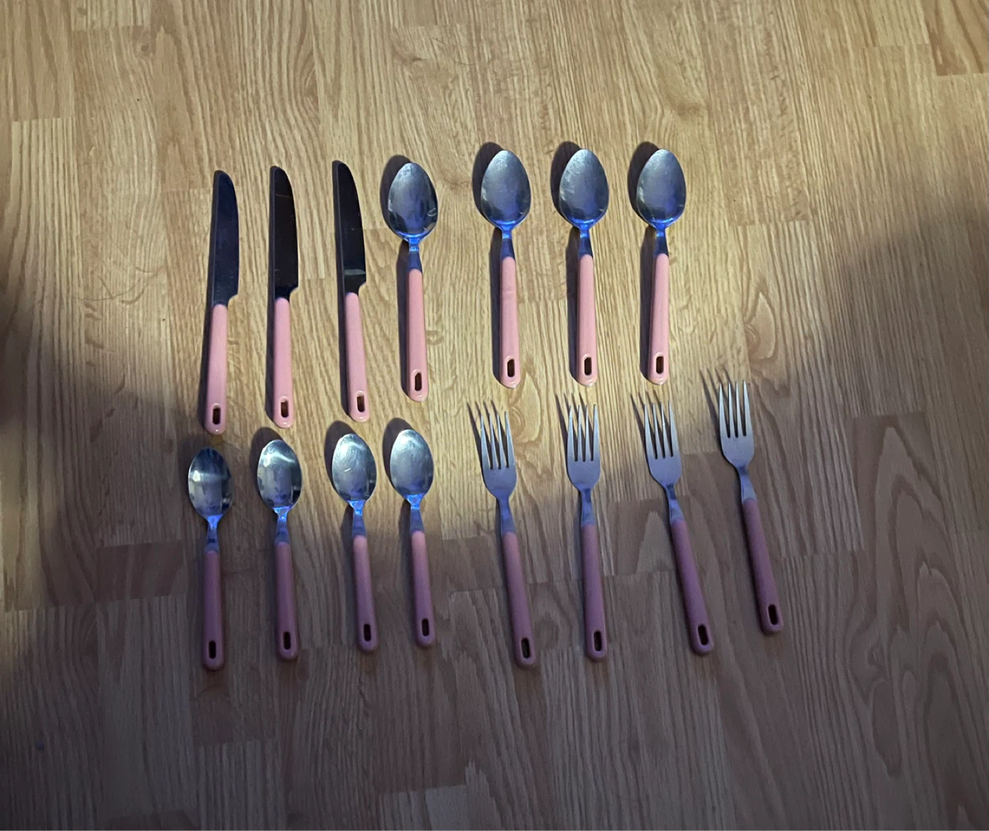Basic Dining Utensils Set