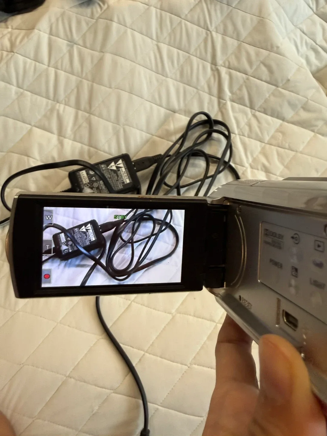 Sony Handycam DCR-SR68 80GB Camcorder - photo 5