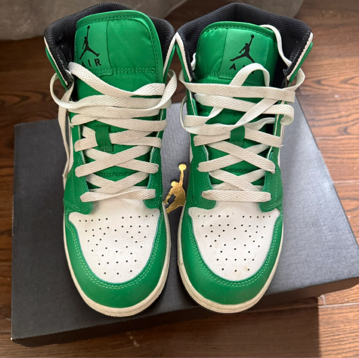 Jordan 1 Mid SE Green White Youth Sneakers - photo 2