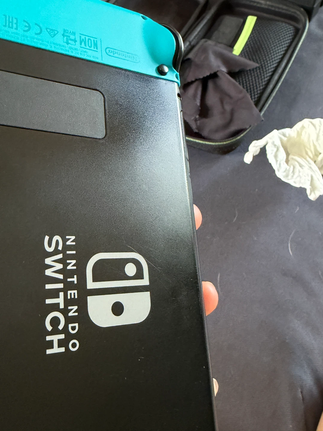 Nintendo Switch Console 1 with Zelda Carrying Case and game - photo 2