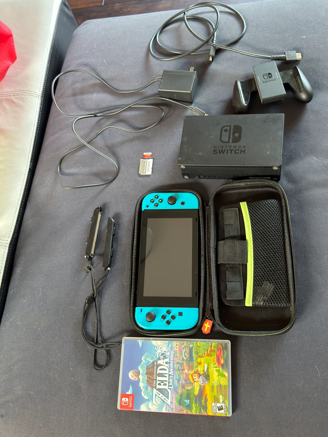 Nintendo Switch Console 1 with Zelda Carrying Case and game