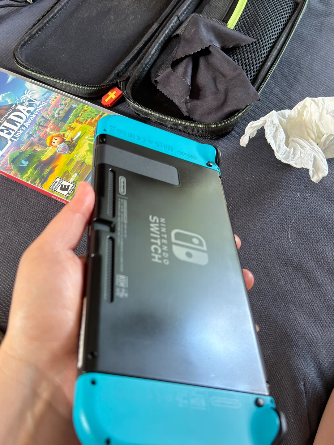 Nintendo Switch Console 1 with Zelda Carrying Case and game - photo 3
