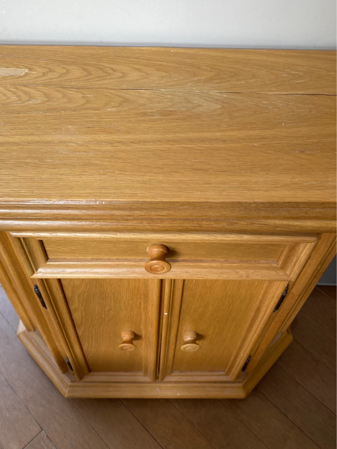 Wooden cabinet - photo 2