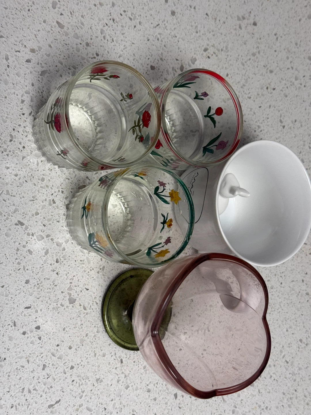 Moving Sale! Cute Kitchenware Bundle - photo 4