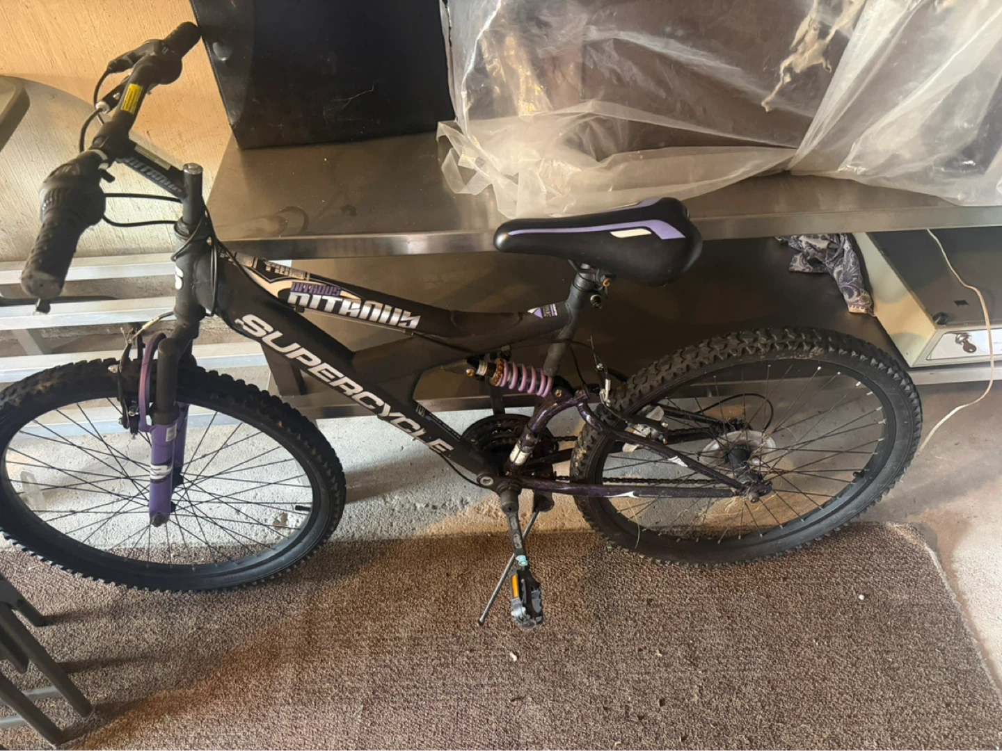 Supercycle "Outlaw" Teens Mountain Bike
