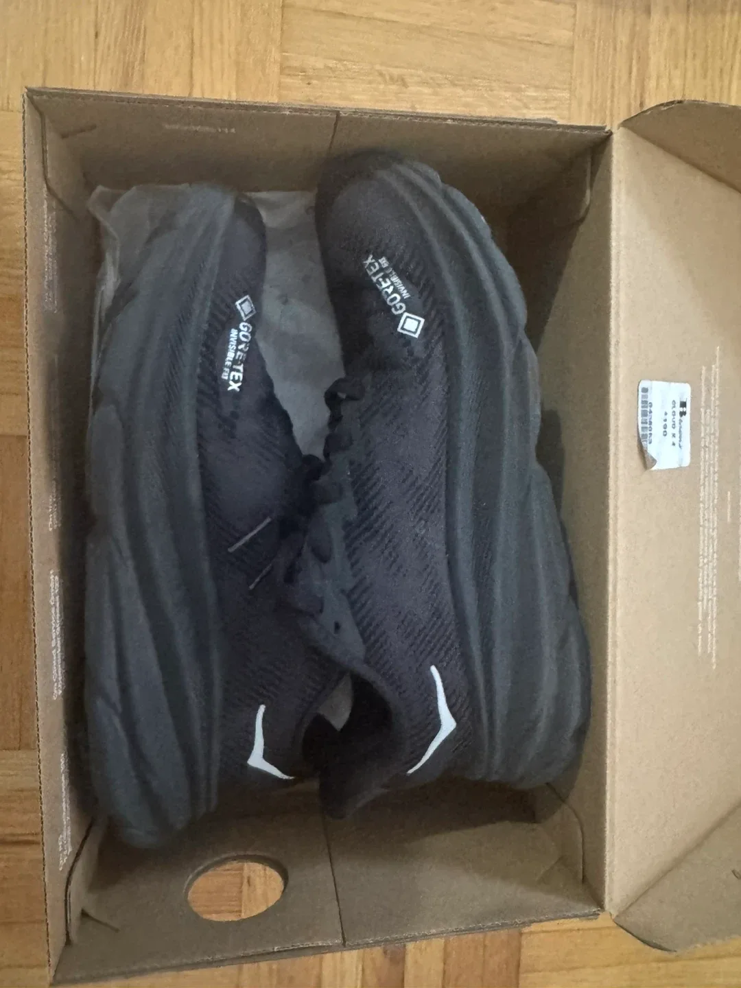 Hoka Clifton 9 GTX Shoes - Black - photo 3