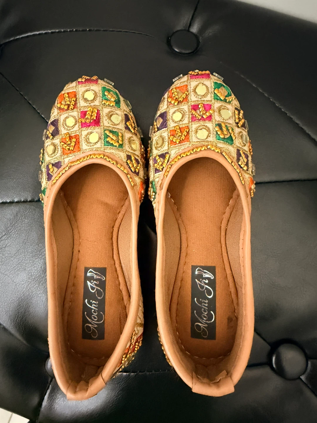 Mochi Fit Embellished Flat Shoes