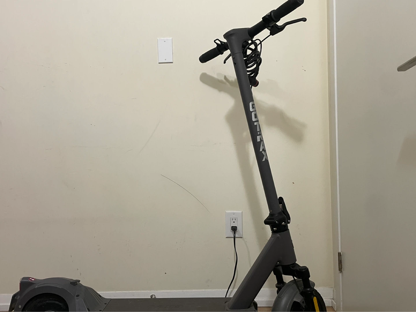 GOTRAX Electric Scooter - photo 2