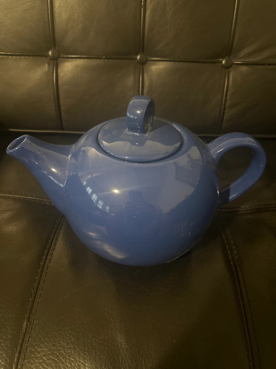 Very large Brown Betty in blue color for the tea connoisseur