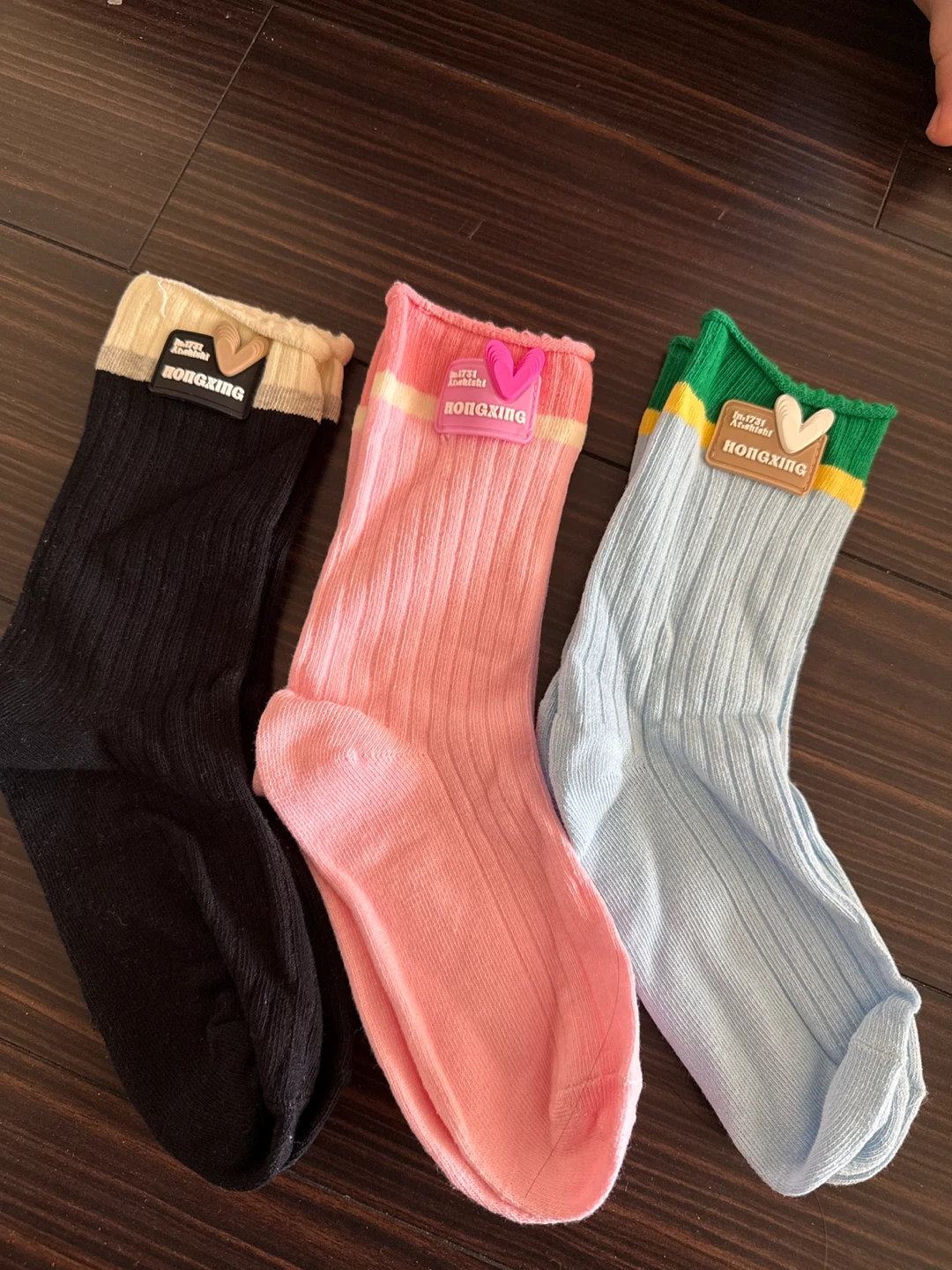 3 Pairs Hongxing Crew Socks