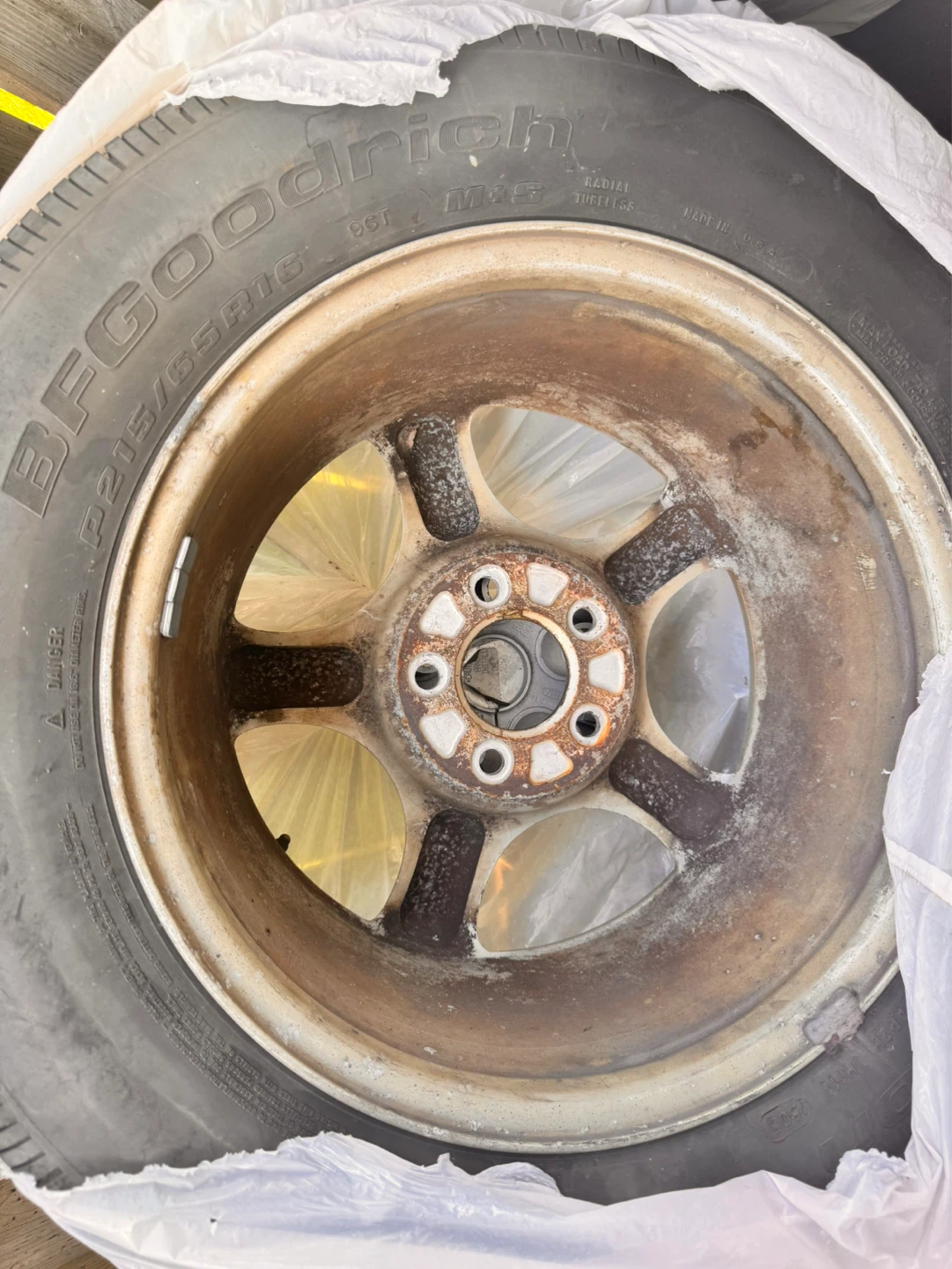 Original Mustang Rims WITH TIRE - photo 4