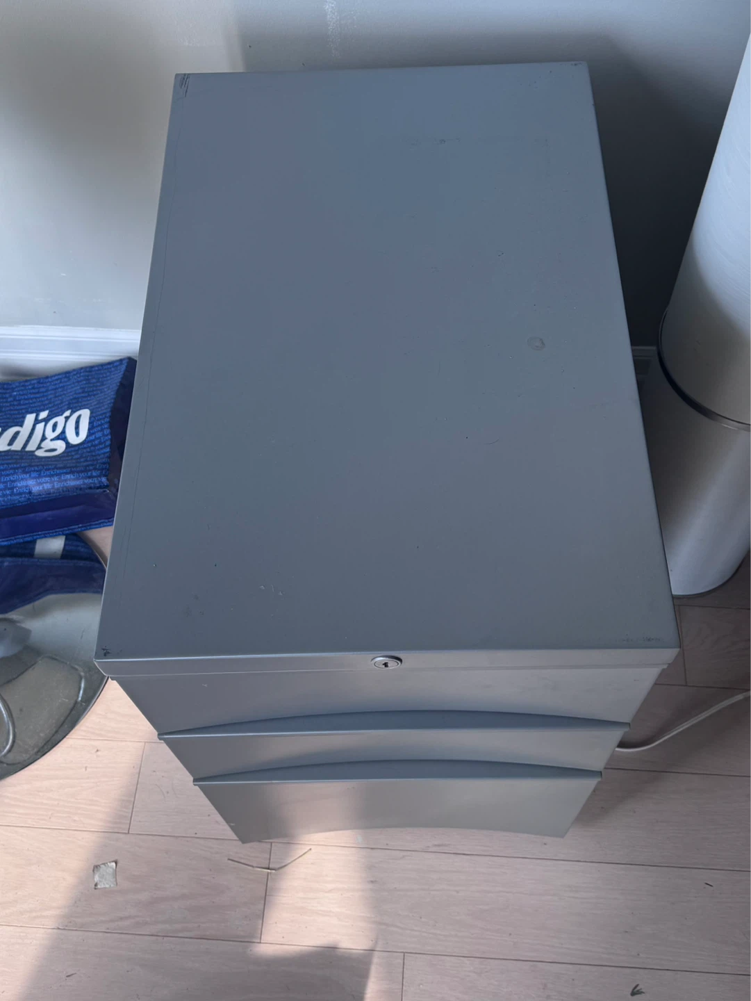 Grey 3-Drawer Filing Cabinet - photo 2