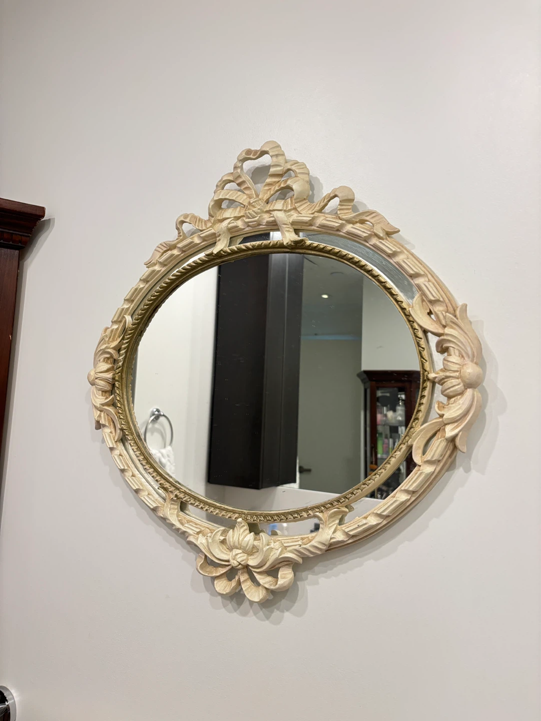Ornate Oval Wall Mirror with Carved Frame