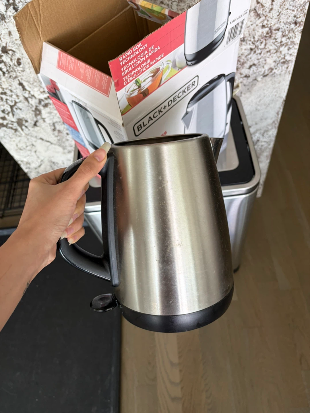 BLACK+DECKER 1.7L Stainless Steel Electric Cordless Kettle - photo 3