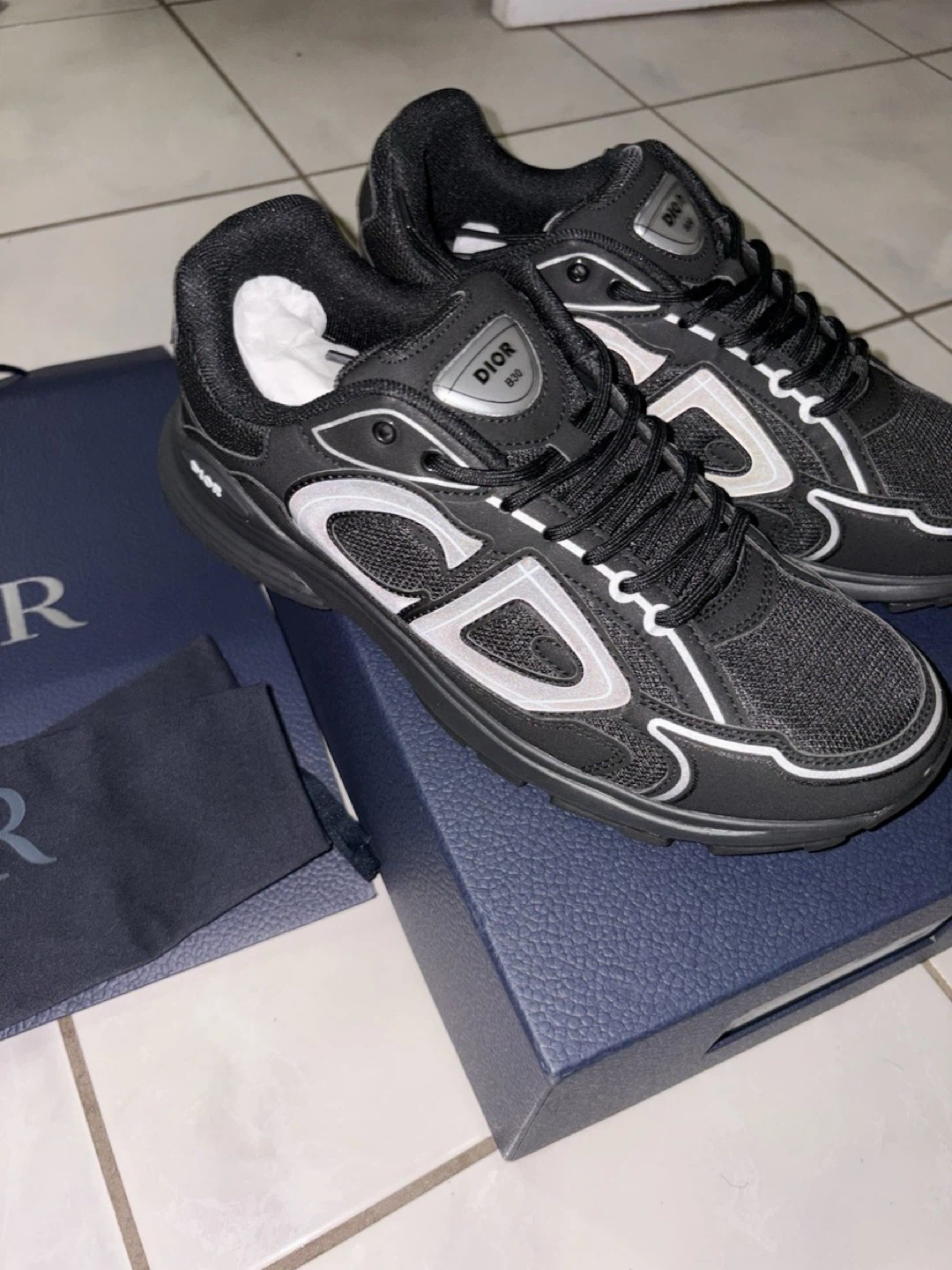 Dior b30