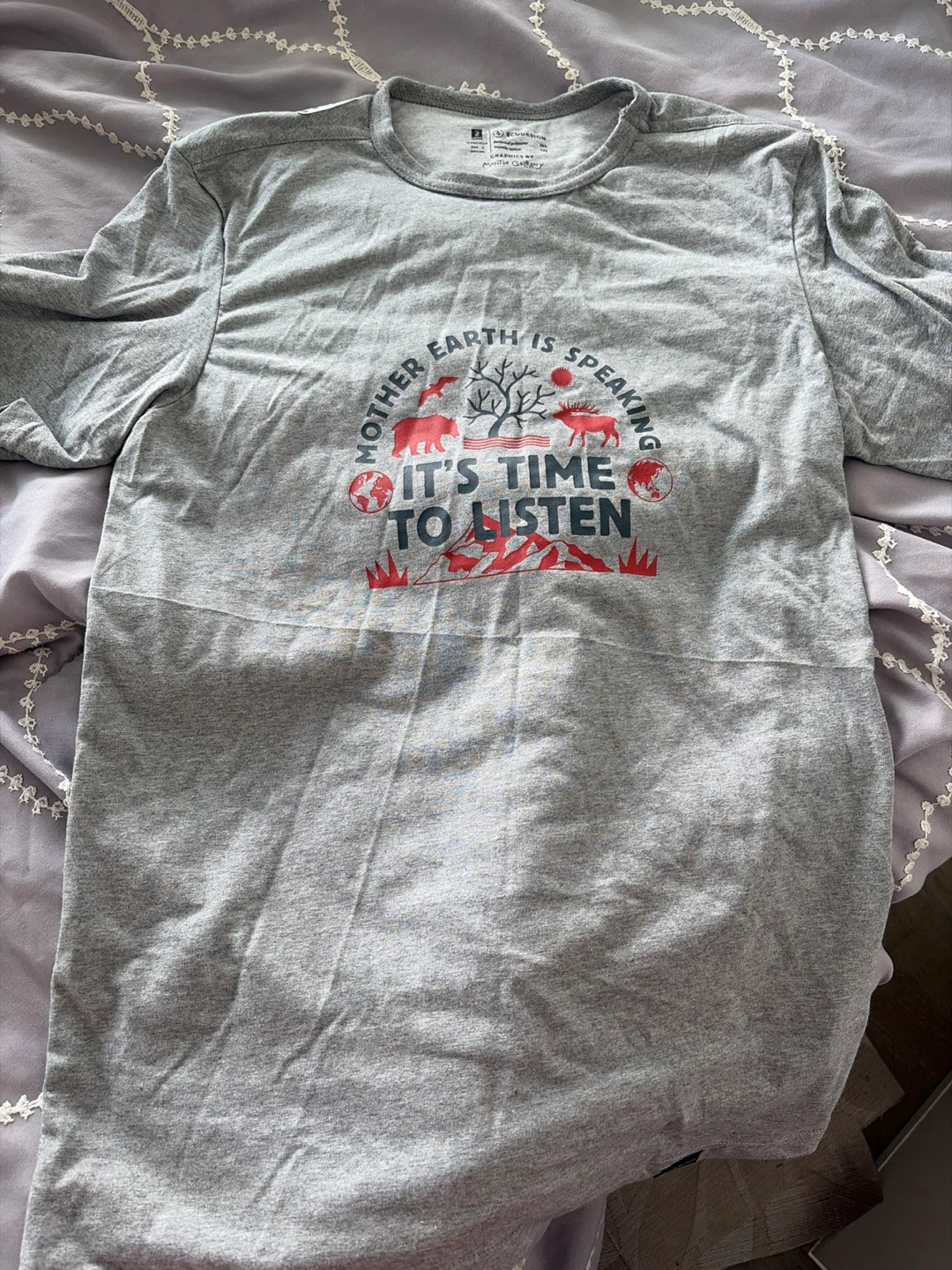 T-Shirt - Mother Earth is Speaking
