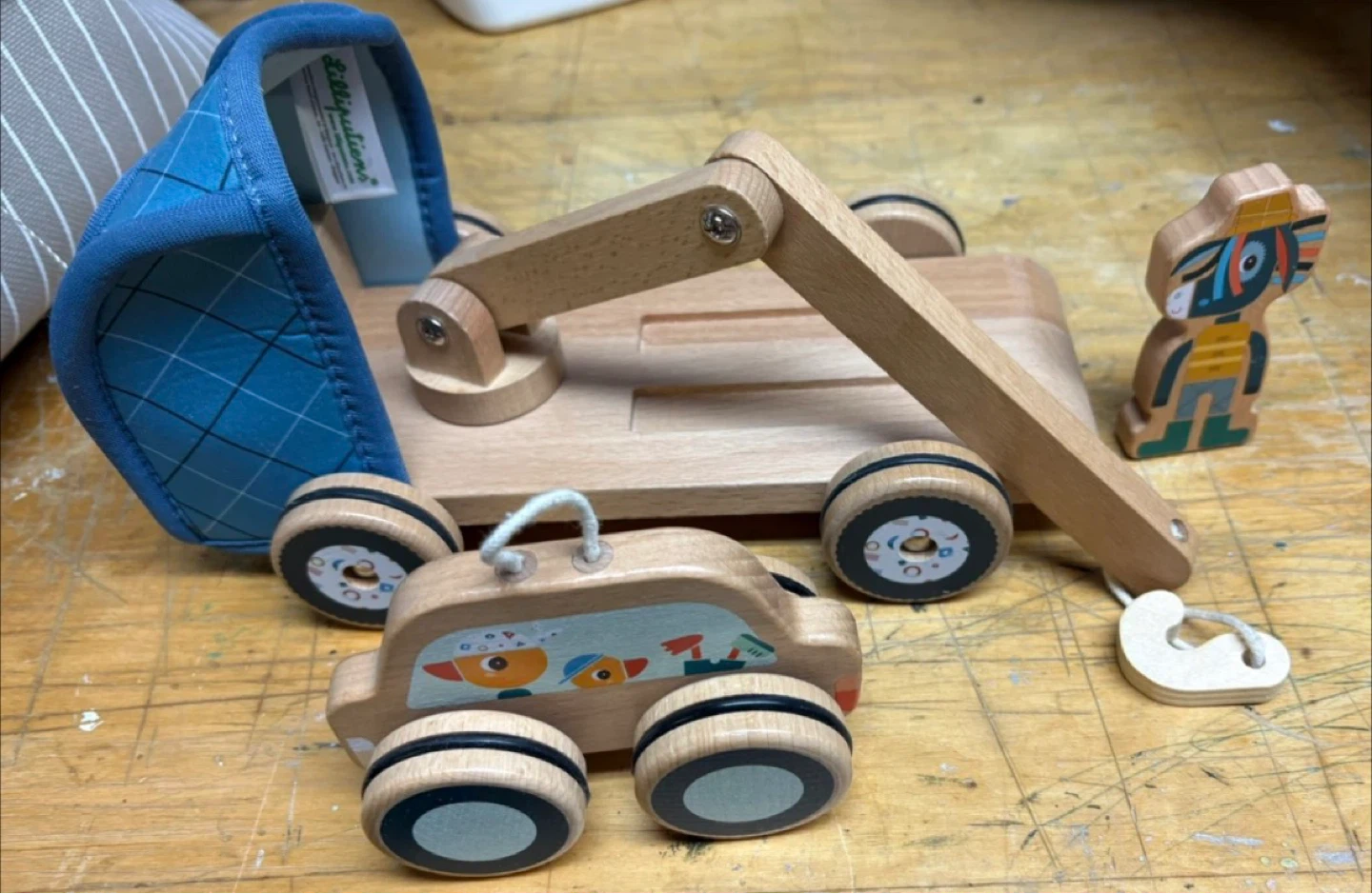 Wooden Construction Vehicle Playset - photo 3