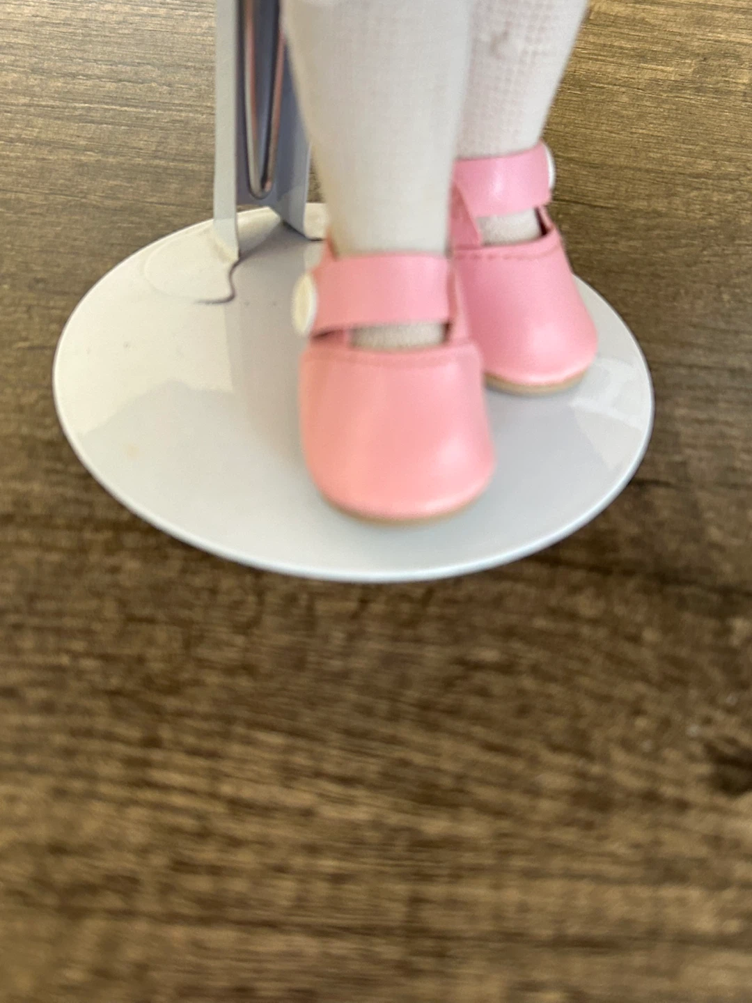 Collectible Porcelain Doll - photo 3