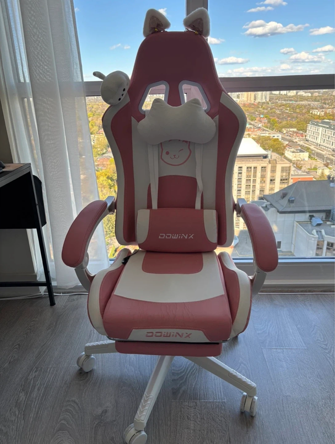 Dowinx Gaming Chair with Footrest & Lumbar Support