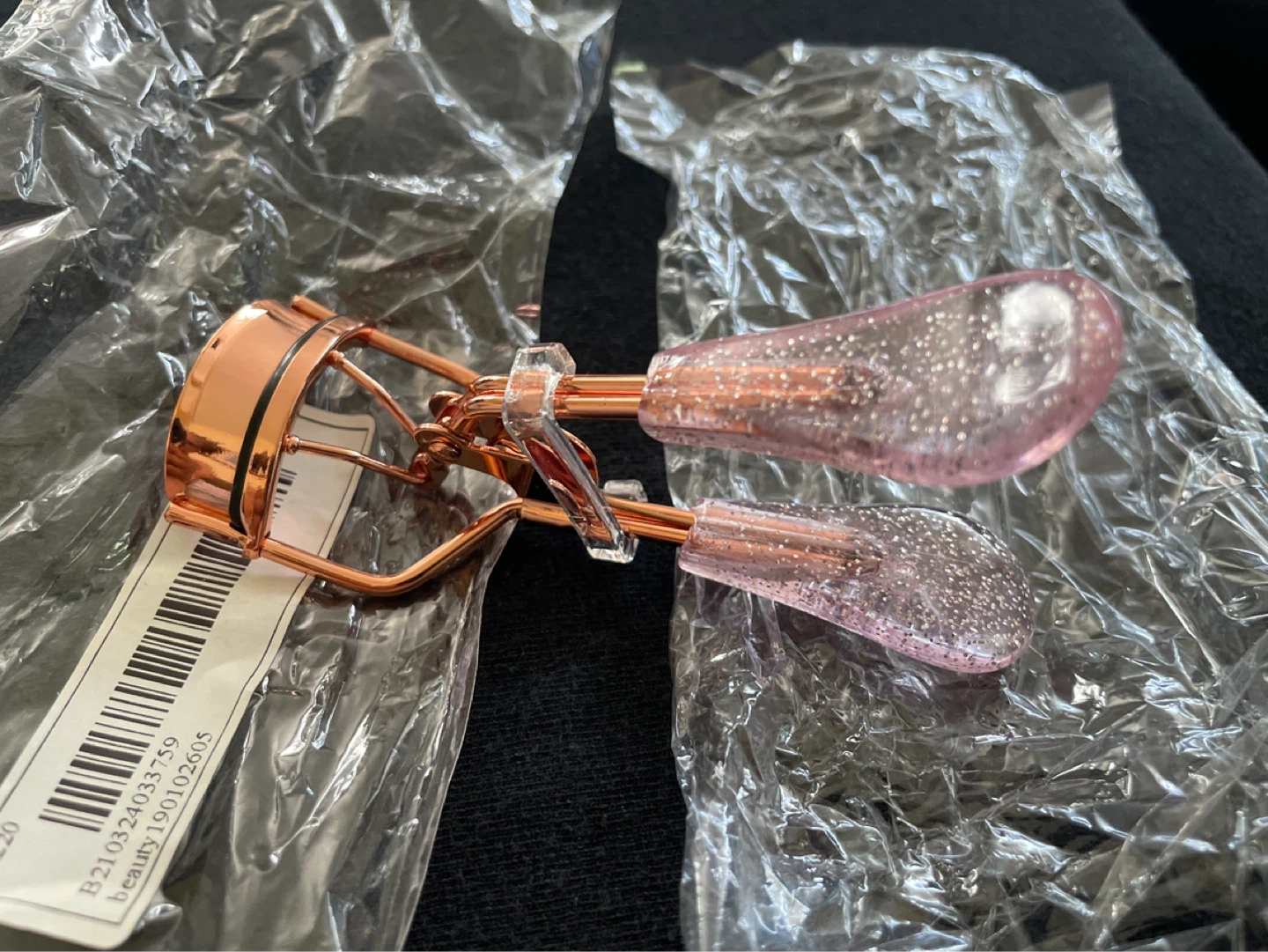 Rose gold eyelash curler, new