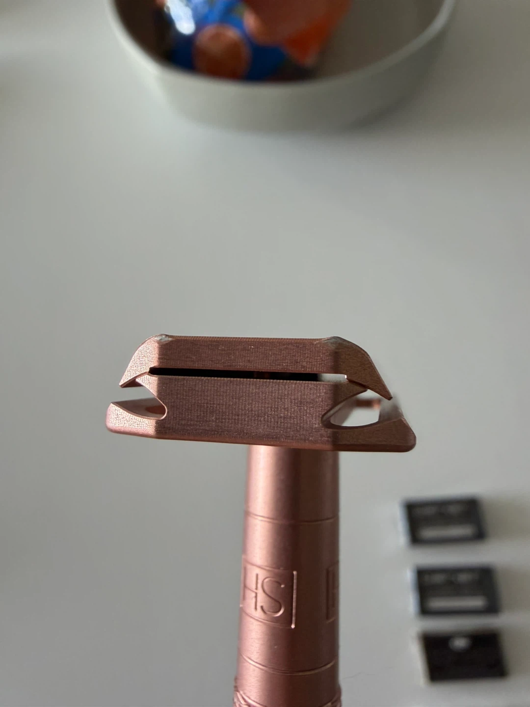 Henson Safety Razor with Extra Blades - photo 3