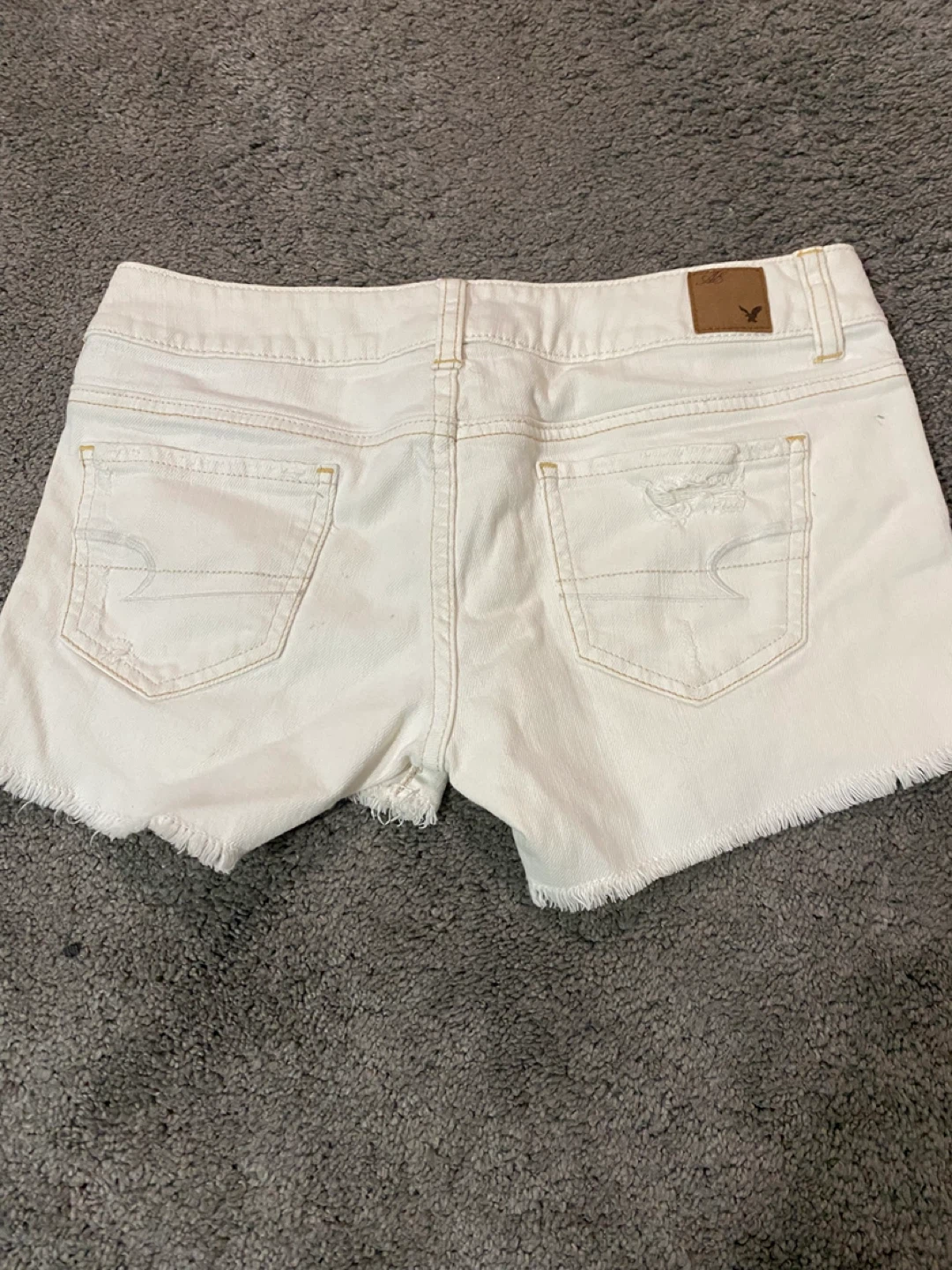 American Eagle White Denim Cutoff Shorts - photo 2