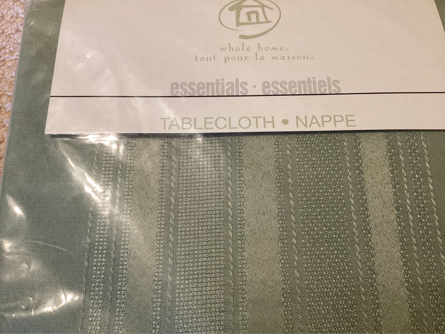 LARGE TABLECLOTH!! - photo 3