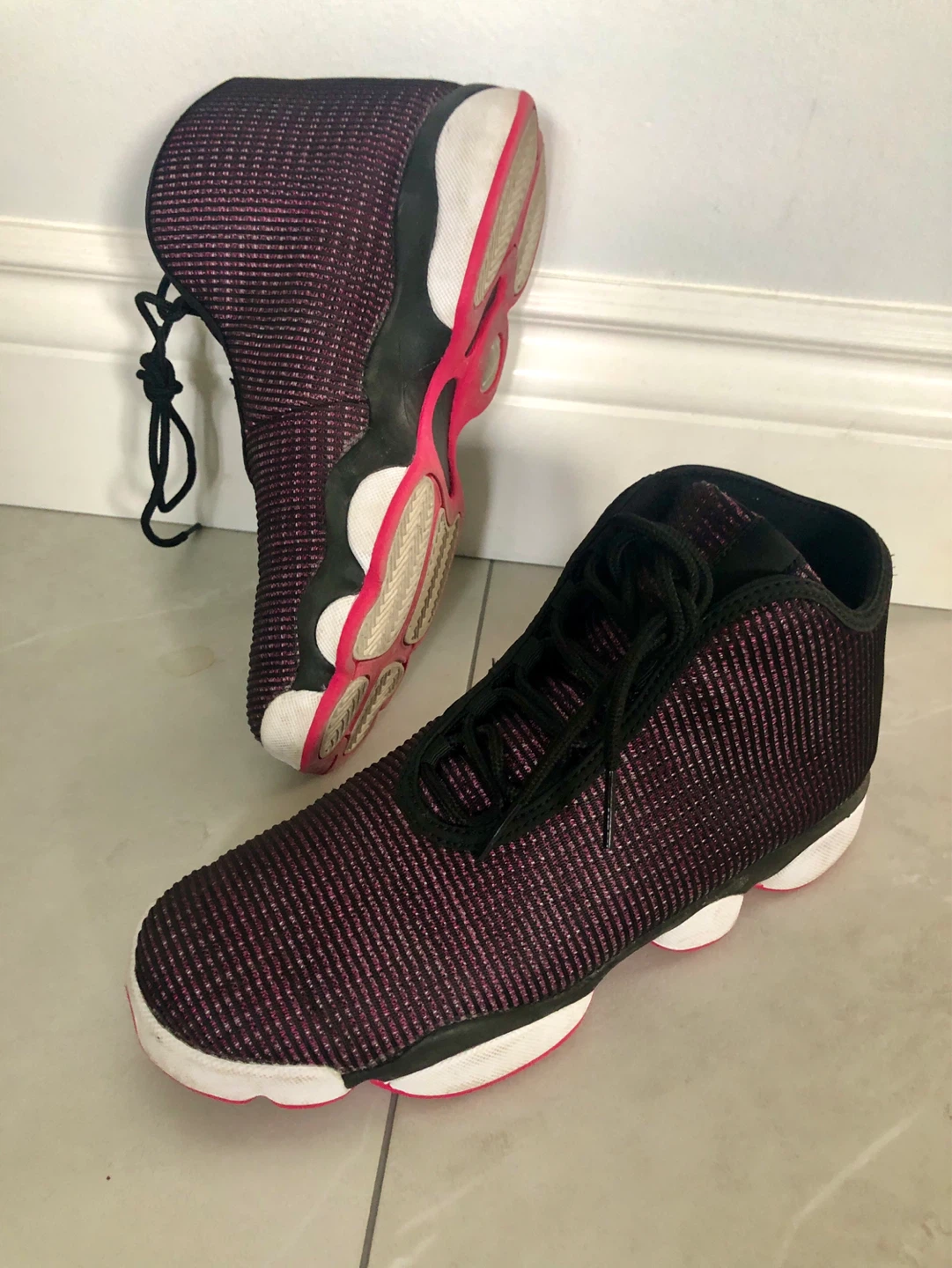 Sports shoes and f - photo 2