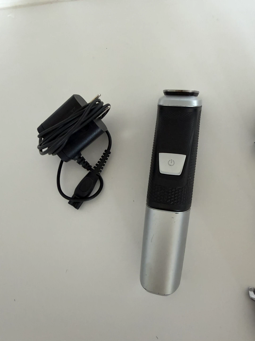Philips MG5750 Multi Groomer with Attachments - photo 5
