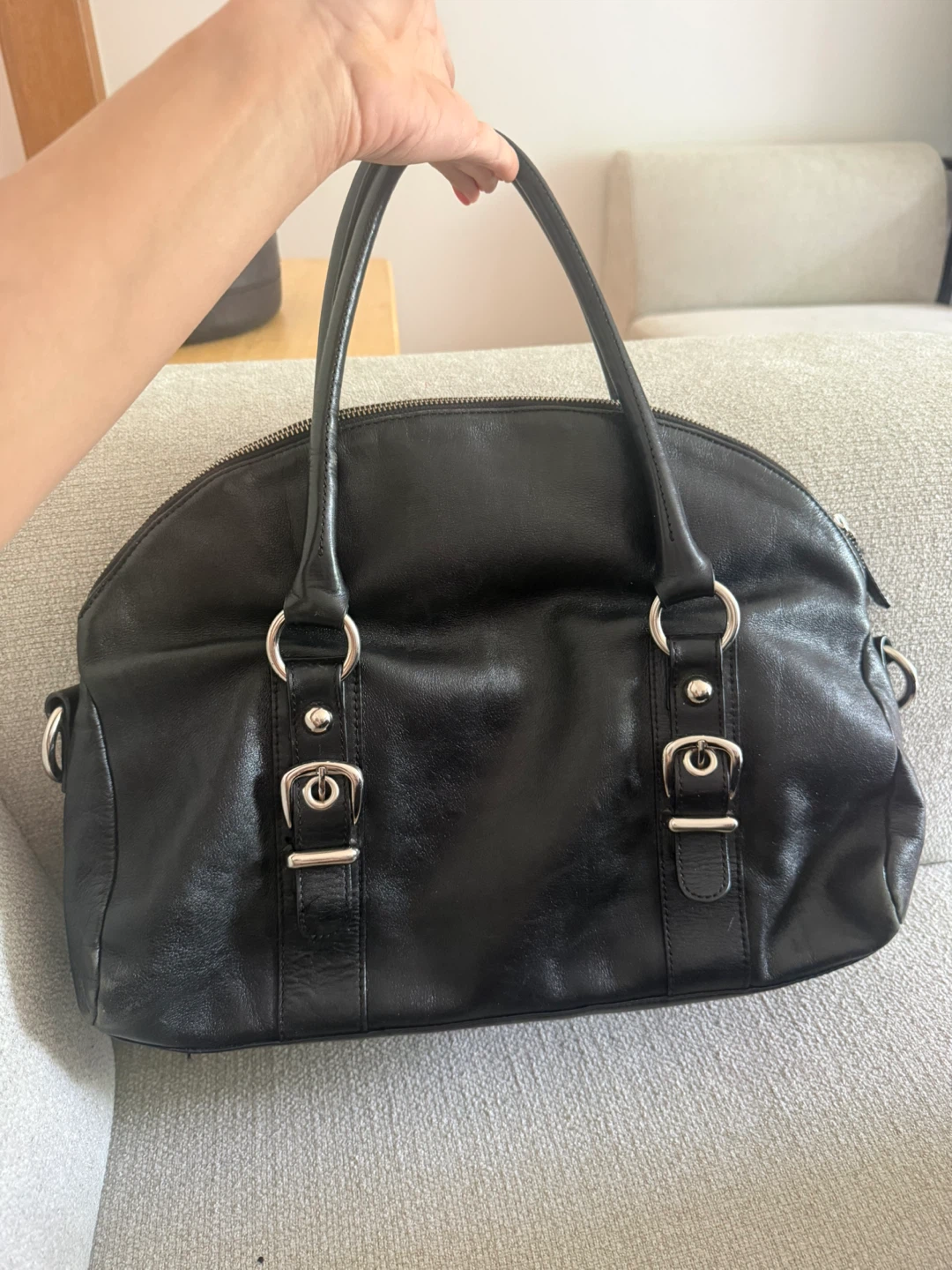 Danier Leather Handbag - photo 2