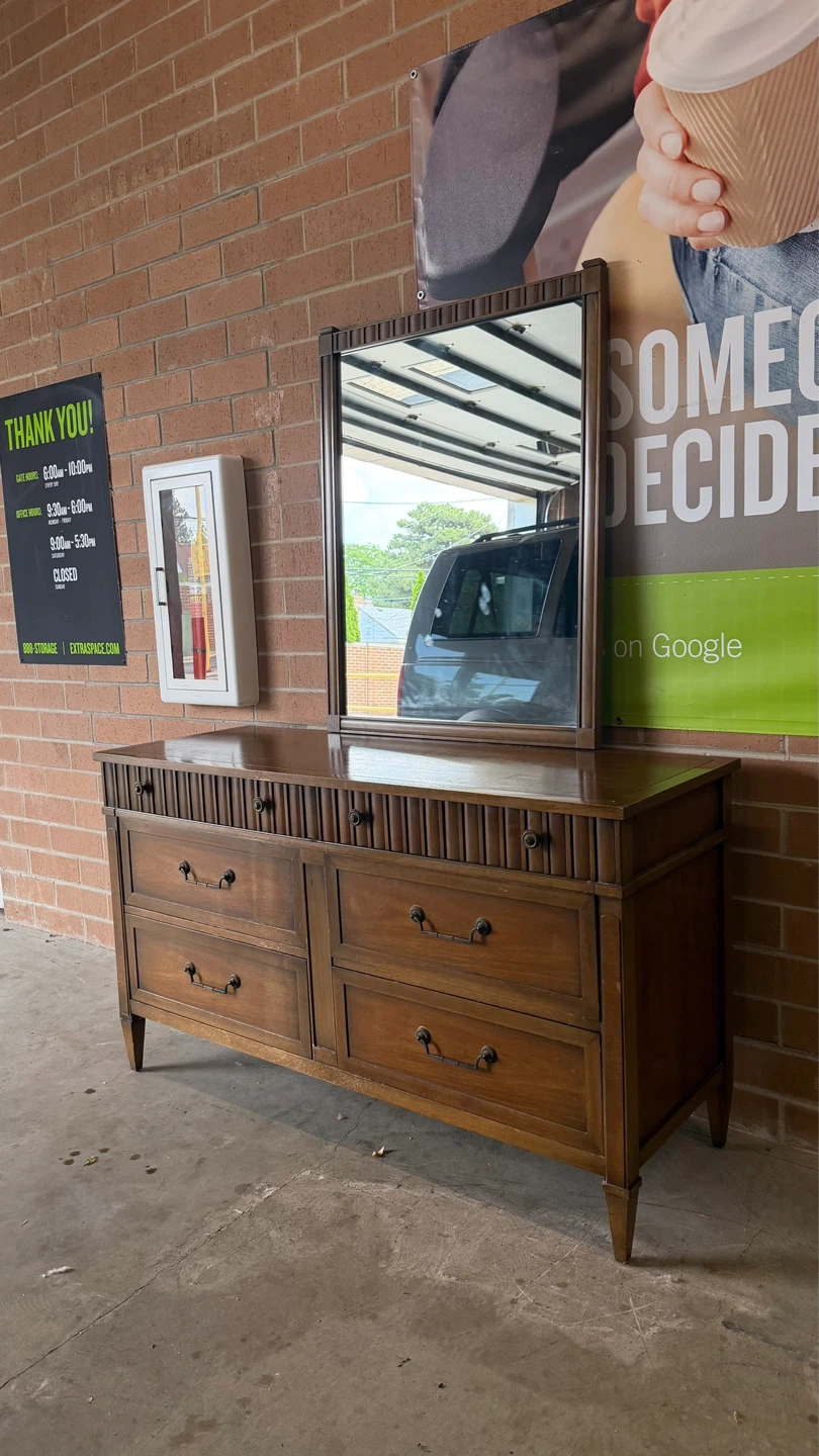 MCM Drexel Dresser with Mirror - photo 4