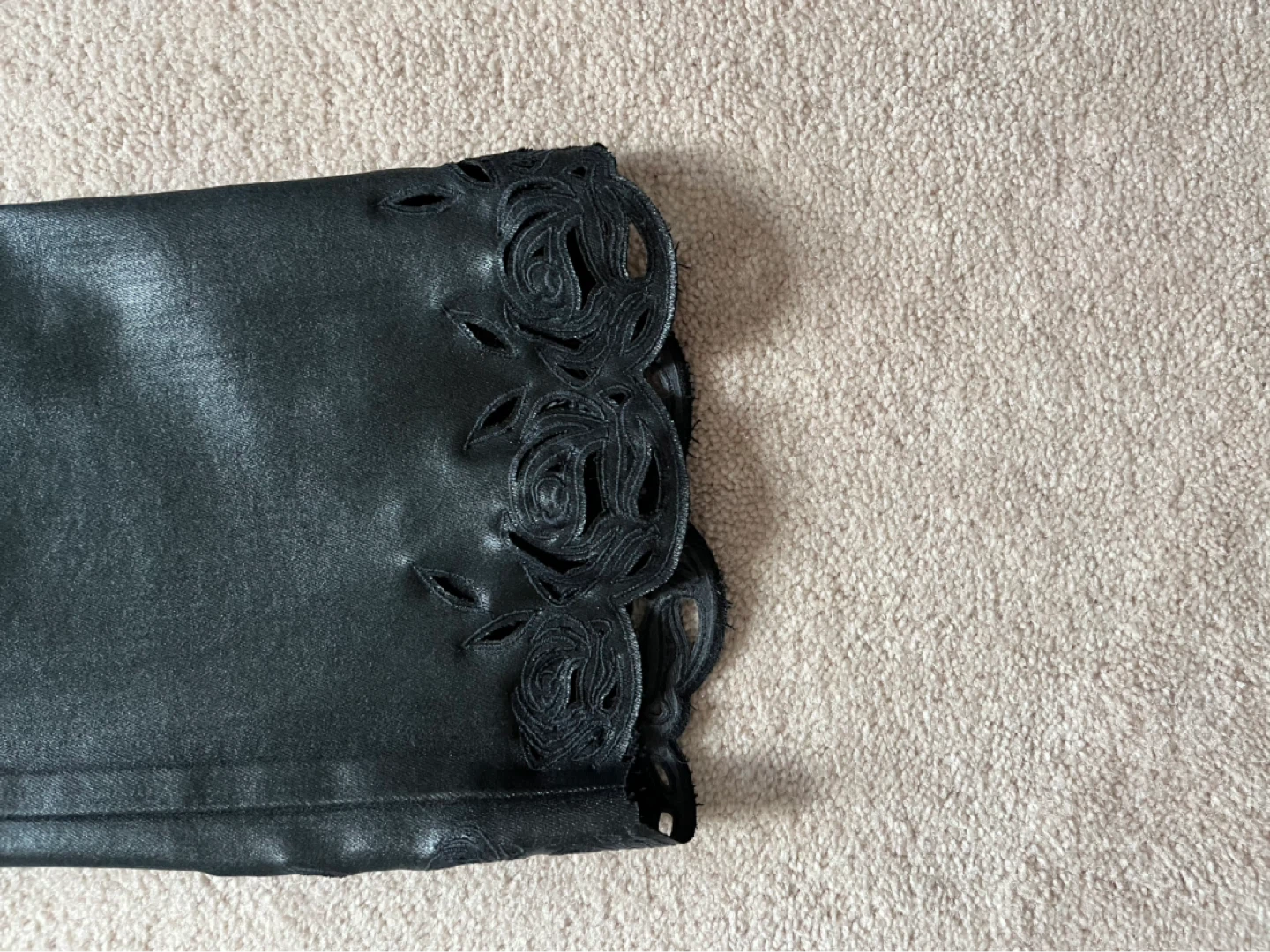 PAIGE Black Faux Leather Pants with Rose Detail - photo 4