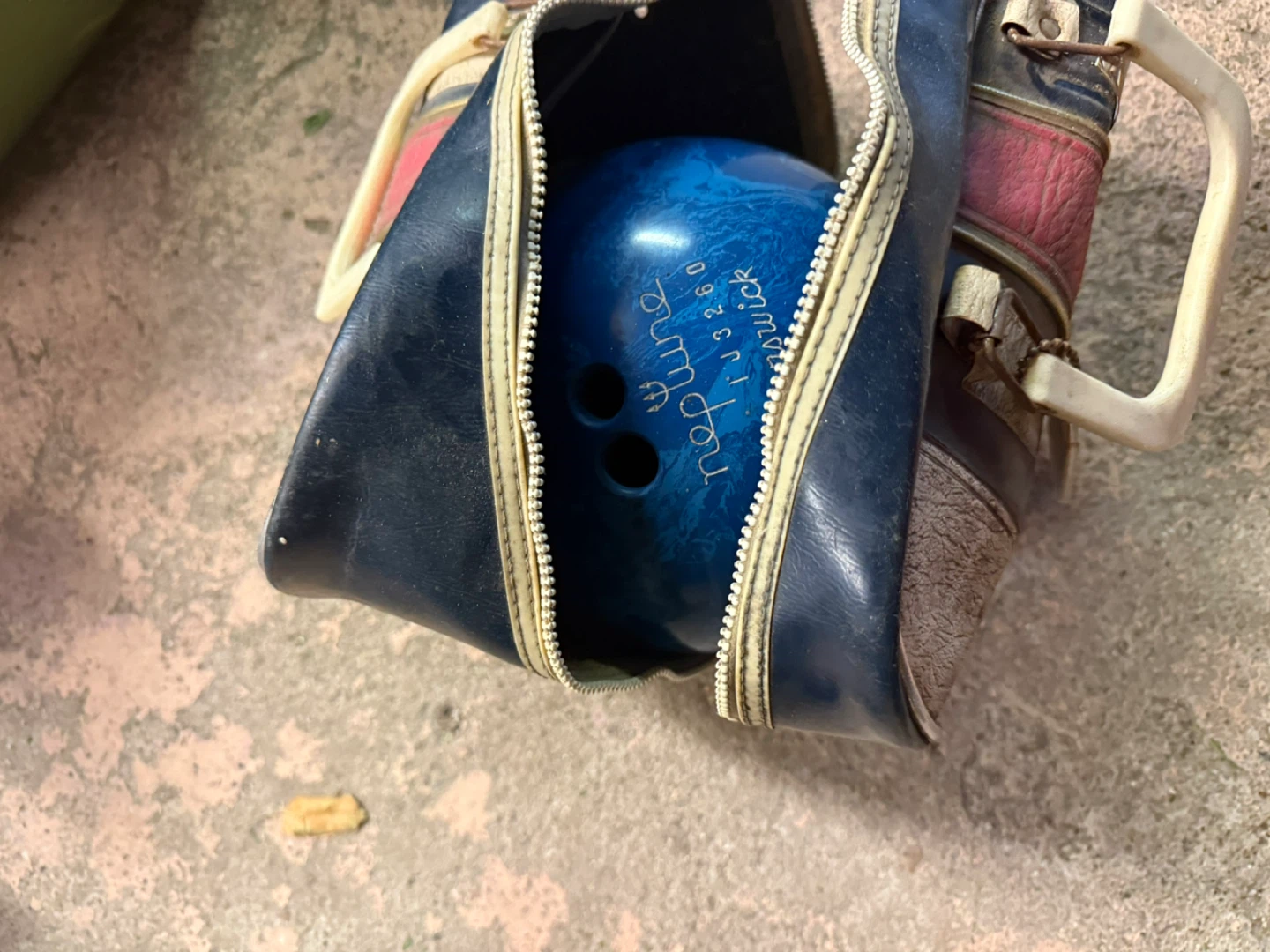 Bowling Ball set of 4 - photo 2