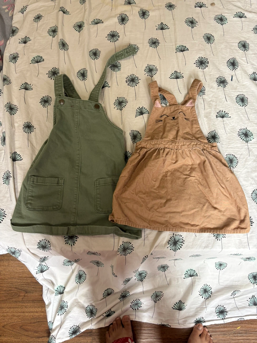 Free girls clothes size 3-5 years