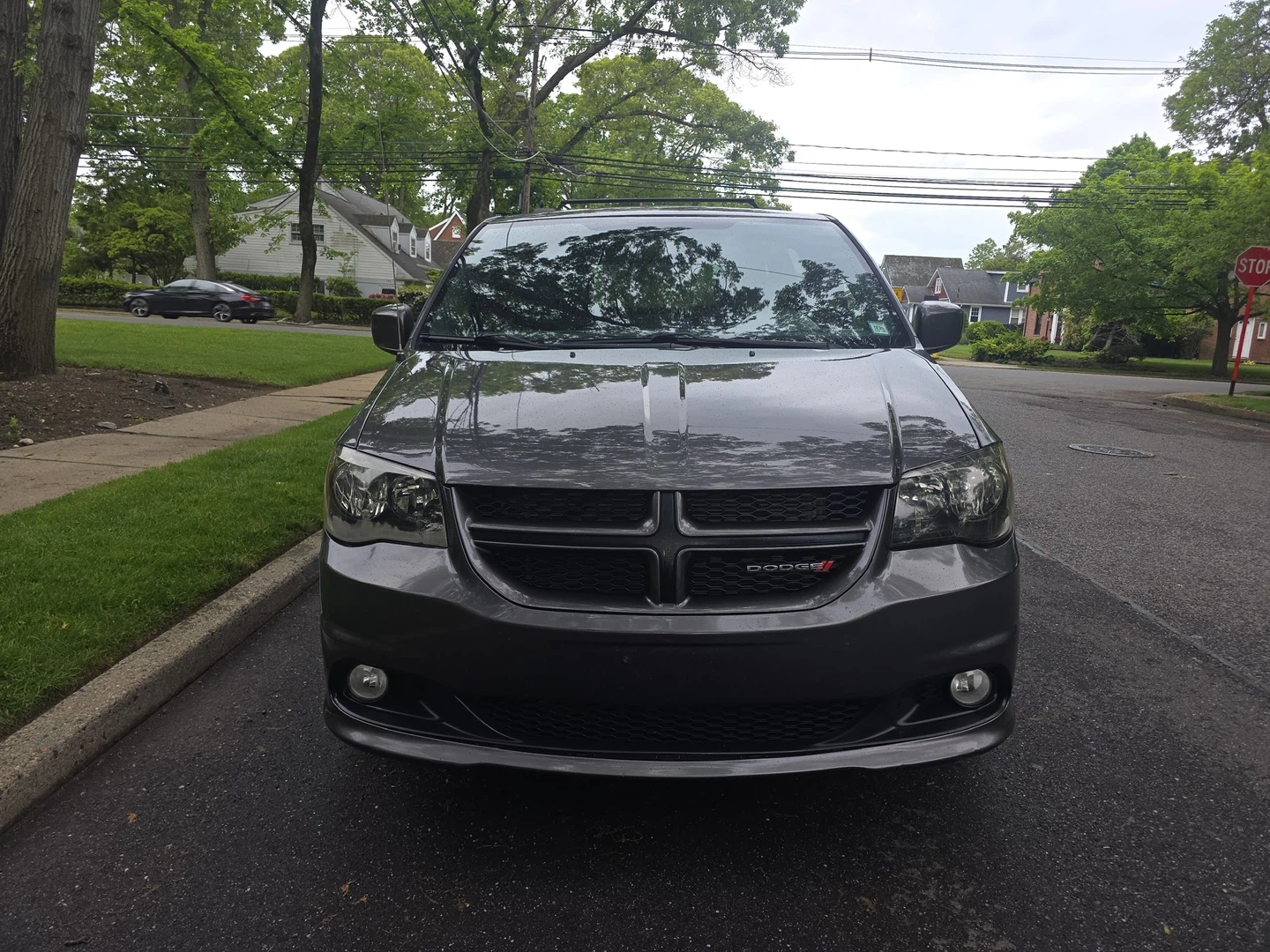 2016 Dodge Grand Caravan SXT, Stow & Go Clean, NEG - photo 2