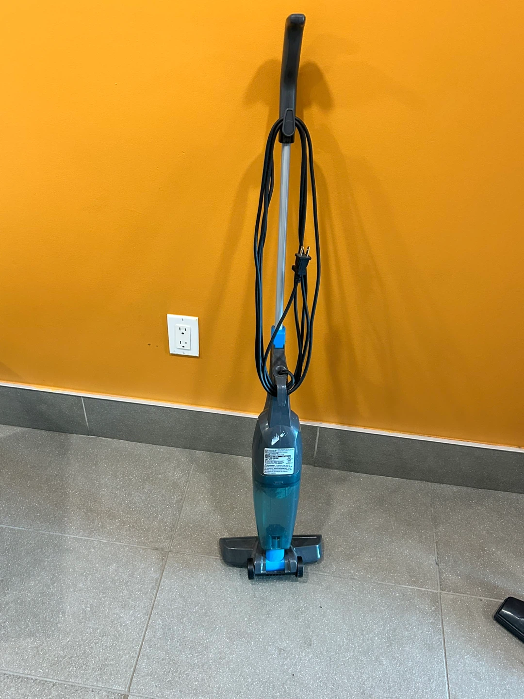 Bissell Stick Vacuum - photo 3