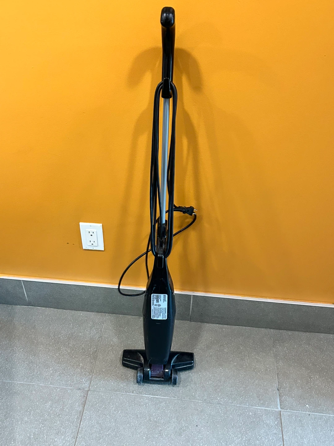 Bissell Magic Vac Stick Vacuum - photo 3