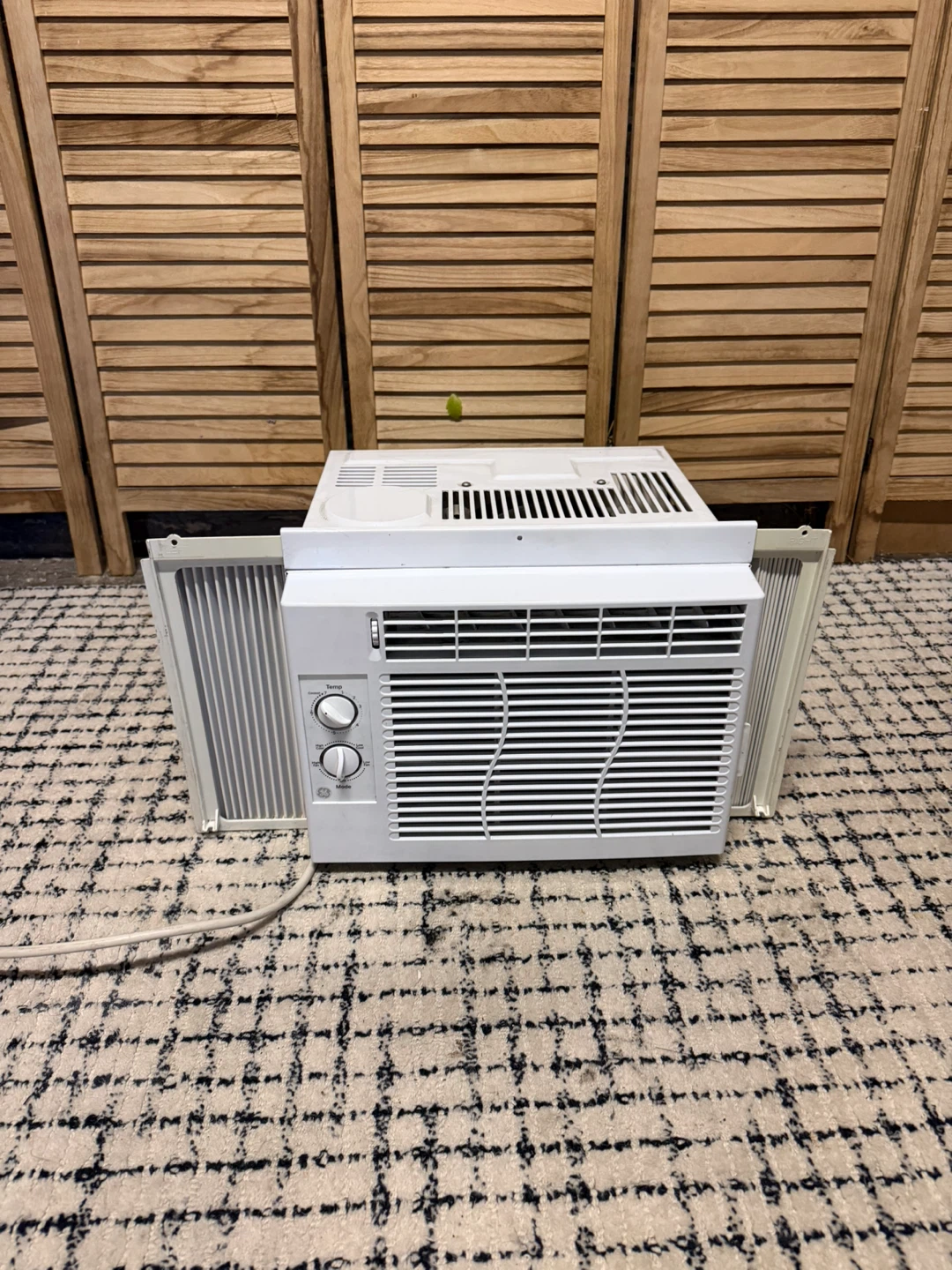 Window Air Conditioner