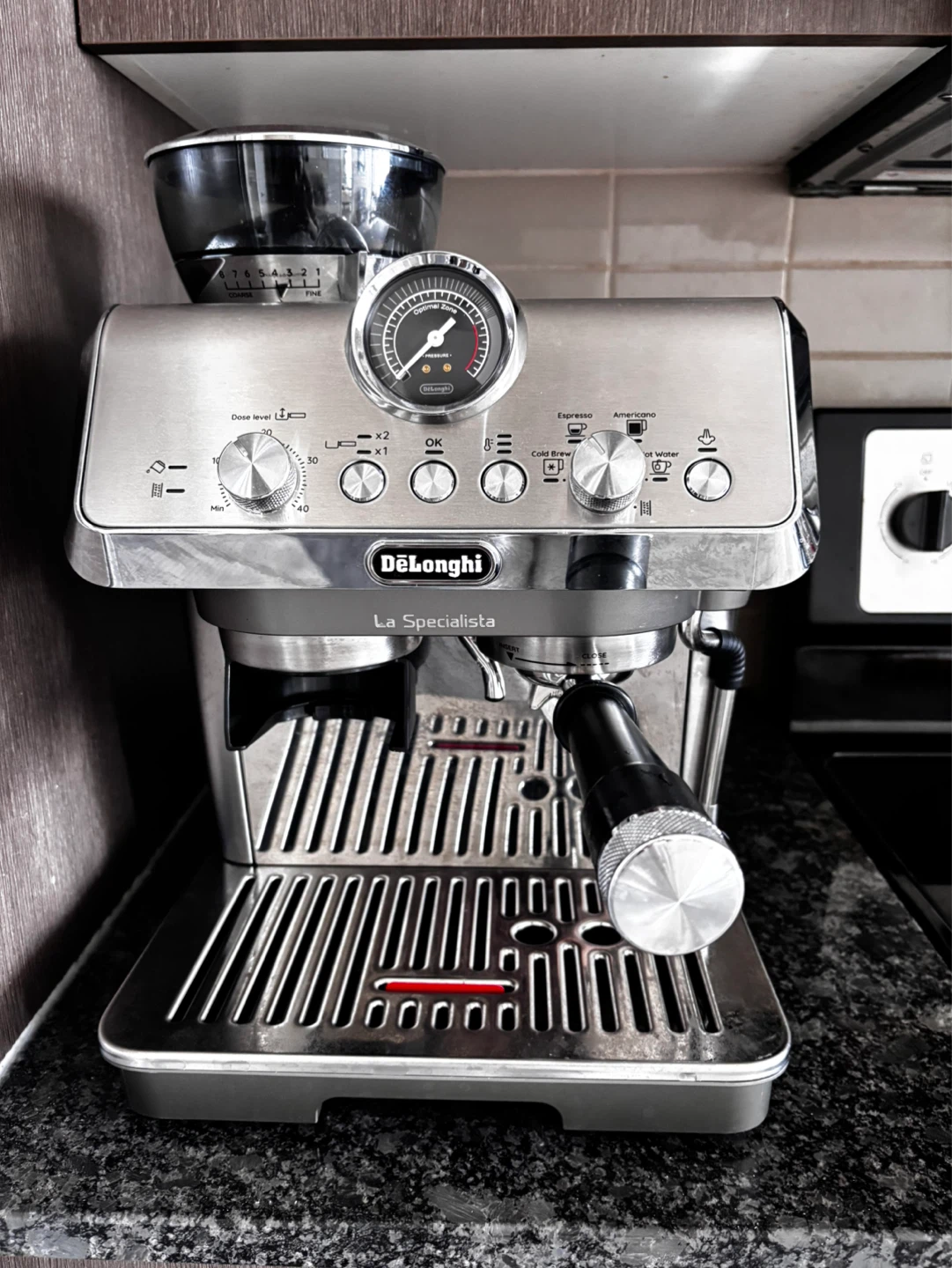 De'Longhi La Specialista Espresso Machine