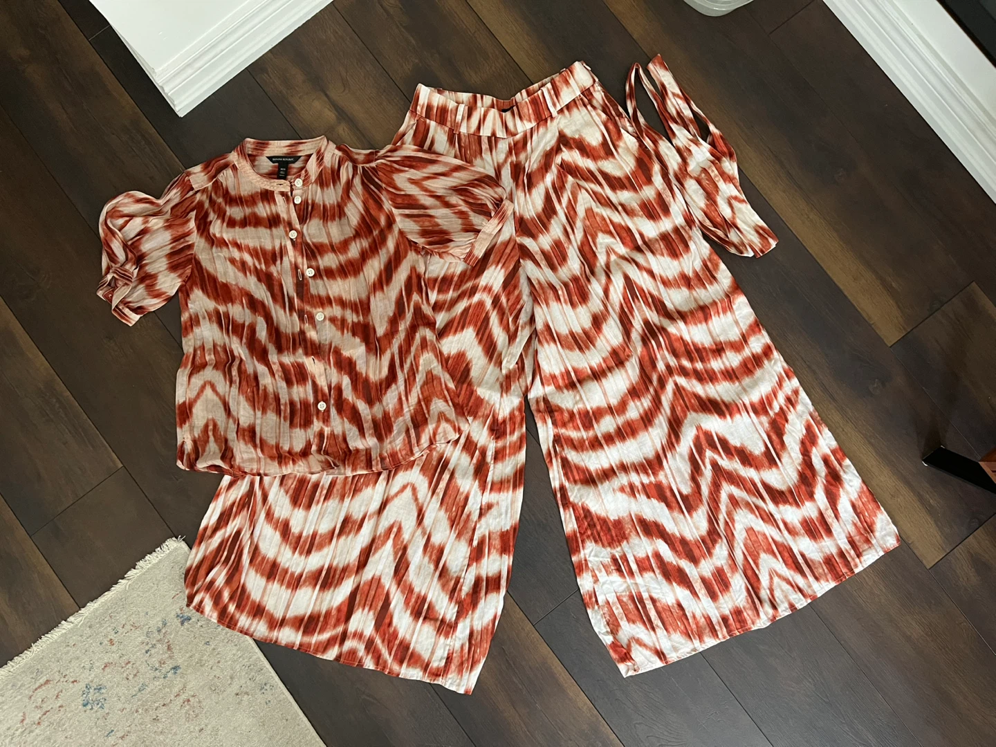 Banana Republic Women's Tie-Dye Print Set