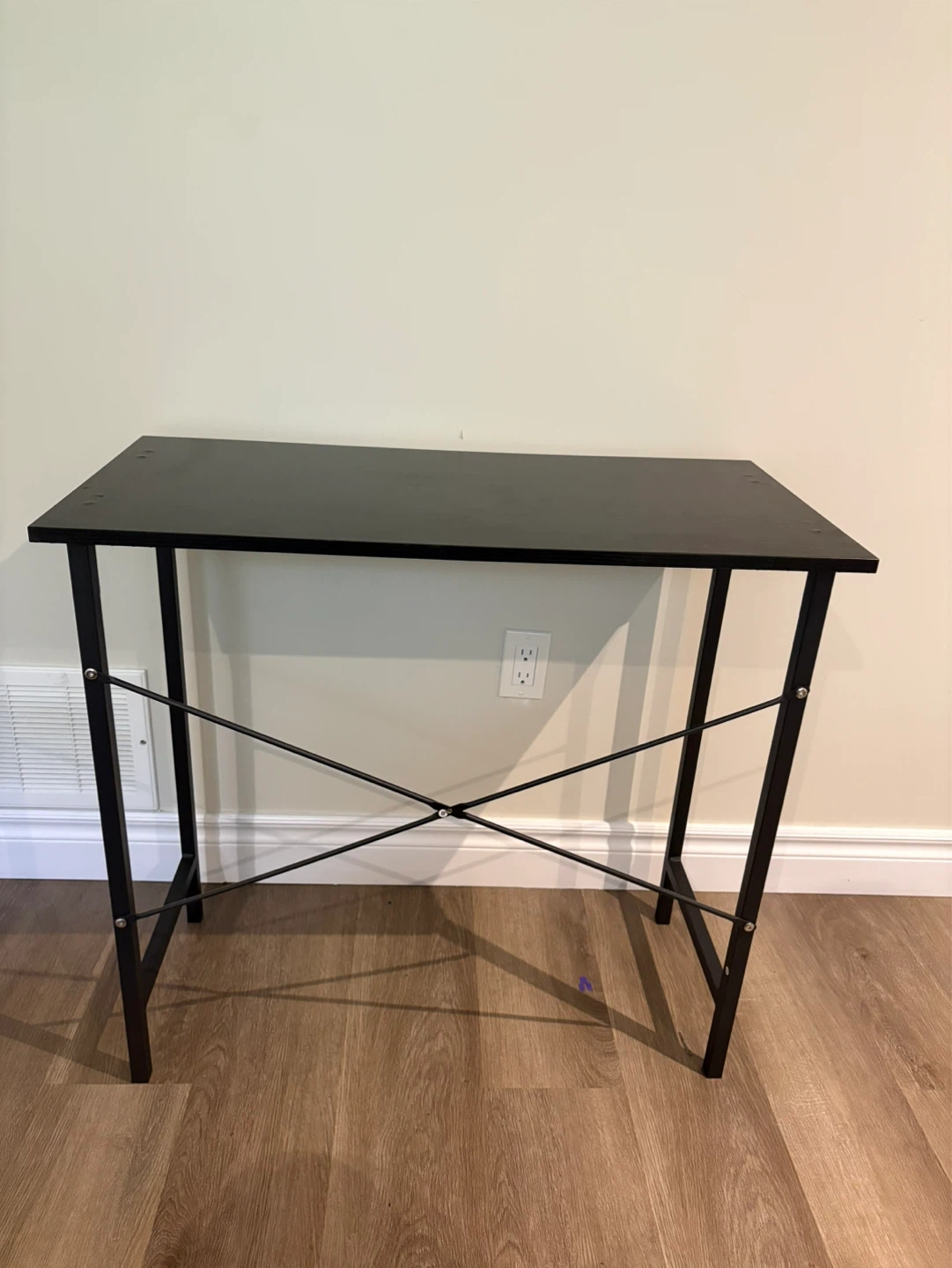 Black Desk